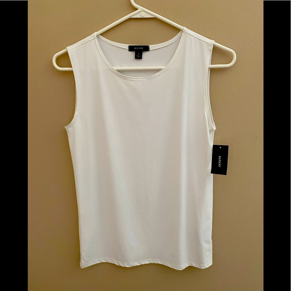 Alfani sleeveless top NWT